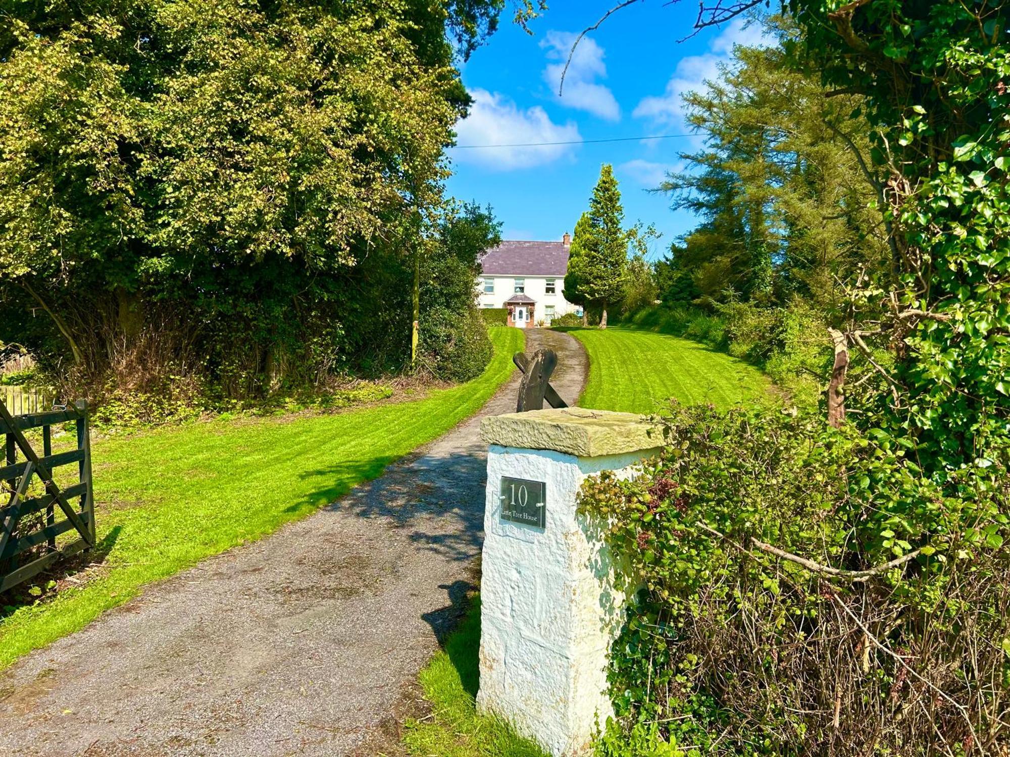 Villa Lime Tree House Maguires Bridge Esterno foto